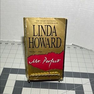 Linda Howard 'Mr. Perfect' Book